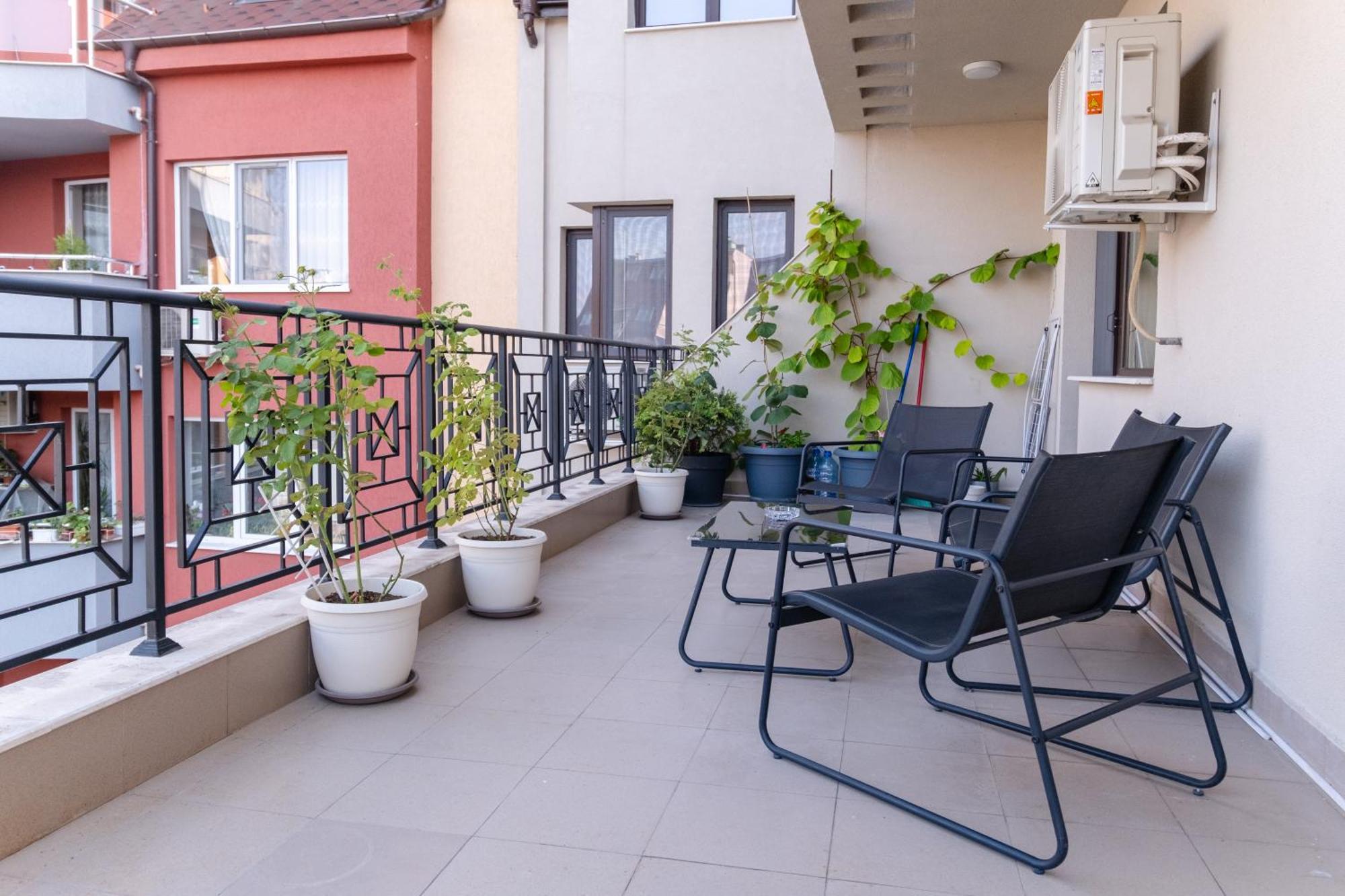 1-Bedroom Apartment With Free Private Parking Plovdiv Bagian luar foto